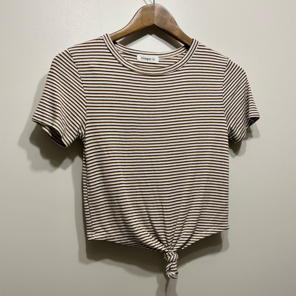 ✨$8 CLEAR-OUT✨ Ginger G Striped Knot Front Cropped Relaxed Fit Crop Shirt Top